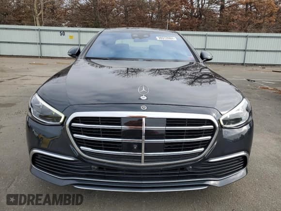 ✅ 2021 Mercedes-Benz S 580 • VIN: W1K6G7GB9MA031792 • Lot: 71090215. Listed on Copart with 61,254 mi. Free auction sales archive from the USA and detailed vehicle history report at DreamBid. Image 5.