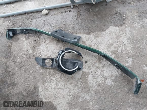 ✅ 2023 Ford Bronco • VIN: 1FMDE5BH4PLB88500 • Lot: 42187872. Listed on IAAI with 25,415 mi. Free auction sales archive from the USA and detailed vehicle history report at DreamBid. Image 11.