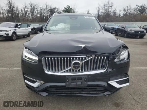 ✅ 2023 Volvo XC90 Plus • VIN: YV4L12PN8P1924694 • Lot: 92132025. Listed on Copart with Not provided. Free auction sales archive from the USA and detailed vehicle history report at DreamBid. Image 5.