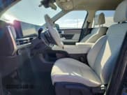 ✅ 2025 Hyundai Santa Fe SE • VIN: 5NMP14GL3SH110093 • Lot: 62603005. Listed on Copart with 6,931 mi. Free auction sales archive from the USA and detailed vehicle history report at DreamBid. Image 7.