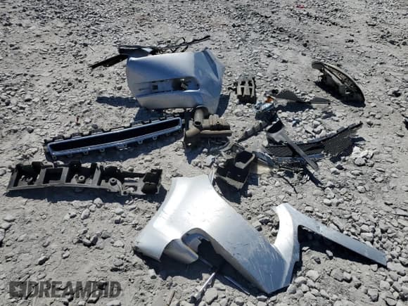 ✅ 2012 Chevrolet Malibu 1FL • VIN: 1G1ZA5EU8CF373049 • Lot: 86330375. Listed on Copart with 203,828 mi. Free auction sales archive from the USA and detailed vehicle history report at DreamBid. Image 12.