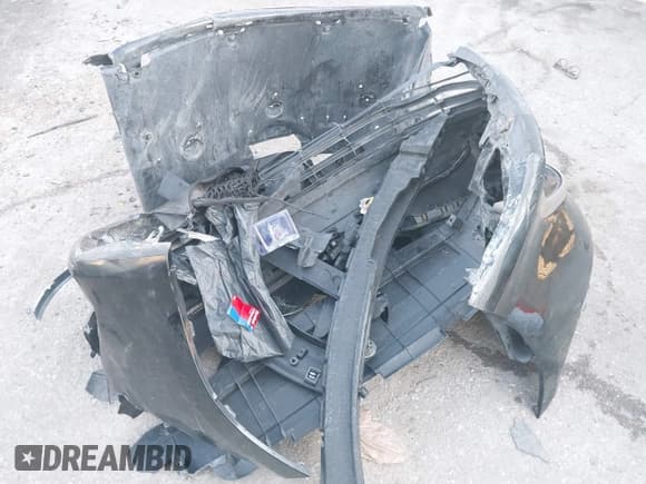 ✅ 2021 Toyota Camry LE • VIN: 4T1C11AK7MU553433 • Lot: 43351213. Wystawiony na IAAI z przebiegiem 106 260 mil. Bezpłatny archiwum sprzedaży aukcyjnych z USA i szczegółowy raport historii pojazdu na DreamBid. Zdjęcie 12.