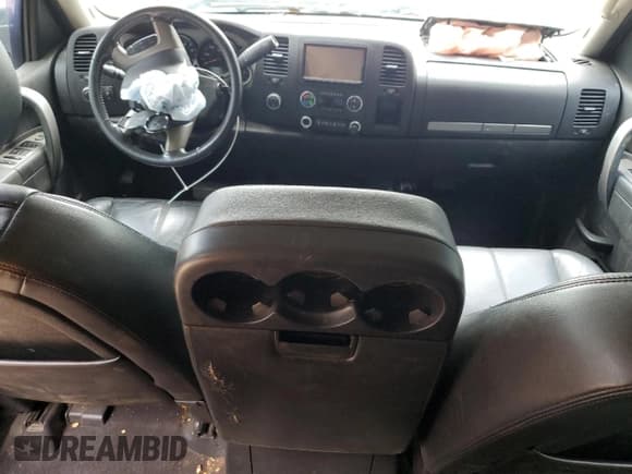 ✅ 2012 Chevrolet Silverado 2500HD LT • VIN: 1GC1KXC80CF139183 • Lot: 67720185. Wystawiony na Copart z przebiegiem Nie podano. Bezpłatny archiwum sprzedaży aukcyjnych z USA i szczegółowy raport historii pojazdu na DreamBid. Zdjęcie 8.