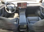 ✅ 2023 Tesla Model 3 • VIN: 5YJ3E1EA4PF385032 • Lot: 51714665. Wystawiony na Copart z przebiegiem 42 847 mil. Bezpłatny archiwum sprzedaży aukcyjnych z USA i szczegółowy raport historii pojazdu na DreamBid. Zdjęcie 8.