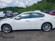 ✅ 2014 Nissan Maxima SV • VIN: 1N4AA5AP2EC443353 • Лот: 42538040. Опубликован ранее на IAAI с пробегом 174 615 миль. Бесплатный доступ к архиву аукционных продаж из США и подробный отчёт об истории автомобиля на DreamBid. Изображение 15.