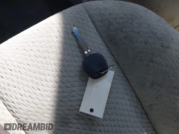 ✅ 2012 Toyota Sienna LE • VIN: 5TDKK3DC5CS228702 • Лот: 43922596. Опубликован ранее на IAAI с пробегом 187 141 миль. Бесплатный доступ к архиву аукционных продаж из США и подробный отчёт об истории автомобиля на DreamBid. Изображение 11.