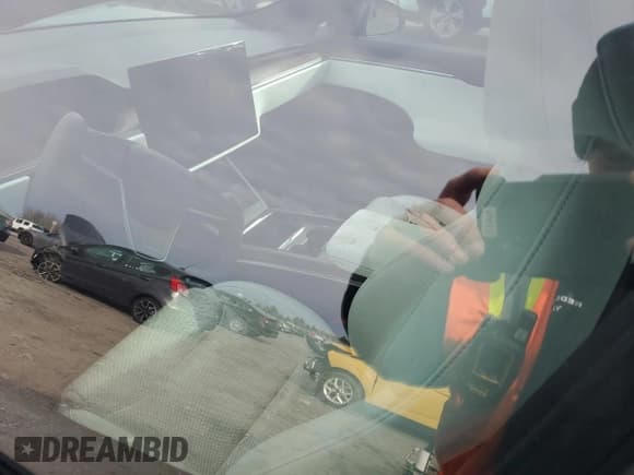 ✅ 2021 Tesla Model S Long Range • VIN: 5YJSA1E5XMF435213 • Lot: 43395365. Listed on Copart with Not provided. Free auction sales archive from the USA and detailed vehicle history report at DreamBid. Image 7.