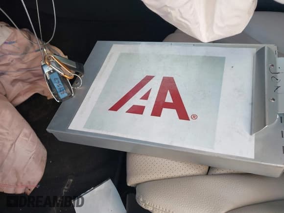 ✅ 2020 Mercedes-Benz C 300 • VIN: 55SWF8DB8LU329567 • Lot: 43627544. Listed on IAAI with 61,519 mi. Free auction sales archive from the USA and detailed vehicle history report at DreamBid. Image 11.