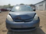 ✅ 2007 Toyota Sienna CE • VIN: 5TDZK23C57S009593 • Lot: 60059625. Wystawiony na Copart z przebiegiem 194 555 mil. Bezpłatny archiwum sprzedaży aukcyjnych z USA i szczegółowy raport historii pojazdu na DreamBid. Zdjęcie 5.