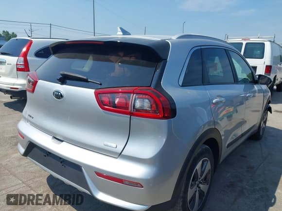 ✅ 2018 Kia Niro LX • VIN: KNDCB3LC5J5146686 • Lot: 42885957. Listed on IAAI with 123,128 mi. Free auction sales archive from the USA and detailed vehicle history report at DreamBid. Image 4.