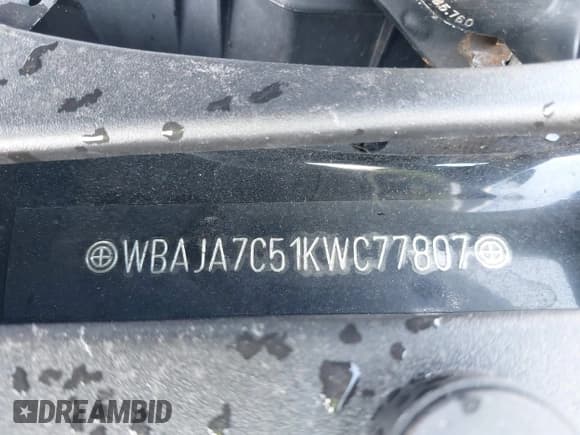 ✅ 2019 BMW 5 Series 530i xDrive • VIN: WBAJA7C51KWC77807 • Lot: 42695407. Listed on IAAI with 74,747 mi. Free auction sales archive from the USA and detailed vehicle history report at DreamBid. Image 18.