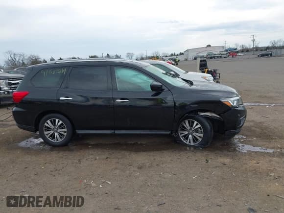 ✅ 2019 Nissan Pathfinder S • VIN: 5N1DR2MM7KC642244 • Lot: 41683219. Listed on IAAI with 102,507 mi. Free auction sales archive from the USA and detailed vehicle history report at DreamBid. Image 13.