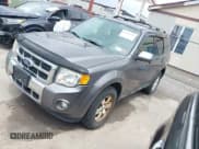 ✅ 2012 Ford Escape Limited • VIN: 1FMCU9EG3CKA40900 • Лот: 42453723. Опубликован ранее на IAAI с пробегом 173 299 миль. Бесплатный доступ к архиву аукционных продаж из США и подробный отчёт об истории автомобиля на DreamBid. Изображение 2.