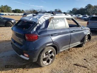 ✅ 2021 Hyundai Venue Denim • VIN: KMHRC8A37MU096211 • Lot: 42853505. Wystawiony na Copart z przebiegiem 30 159 mil. Bezpłatny archiwum sprzedaży aukcyjnych z USA i szczegółowy raport historii pojazdu na DreamBid. Zdjęcie 3.