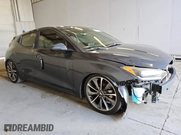 2019 Hyundai Veloster Premium z VIN KMHTG6AF1KU003219, wystawiony jako Copart lot #43587975 z przebiegiem 84 787 mil mil oraz Czysty tytuł • Clean title. Historia ofert i sprzedaży dostępna na DreamBid. Obrazek 4.