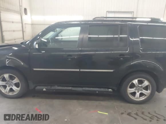 ✅ 2015 Honda Pilot Touring • VIN: 5FNYF4H9XFB026854 • Lot: 43448200. Wystawiony na IAAI z przebiegiem 306 049 mil. Bezpłatny archiwum sprzedaży aukcyjnych z USA i szczegółowy raport historii pojazdu na DreamBid. Zdjęcie 14.