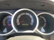 ✅ 2013 Toyota Tacoma PreRunner • VIN: 3TMJU4GN8DM140835 • Lot: 92423635. Listed on Copart with 198,471 mi. Free auction sales archive from the USA and detailed vehicle history report at DreamBid. Image 9.