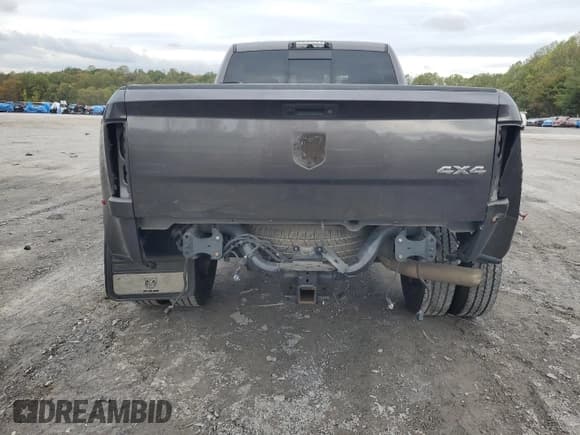 ✅ 2018 Ram 3500 Laramie • VIN: 3C63RRML8JG220955 • Лот: 82006725. Опубликован ранее на Copart с пробегом 124 457 миль. Бесплатный доступ к архиву аукционных продаж из США и подробный отчёт об истории автомобиля на DreamBid. Изображение 6.