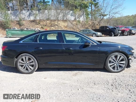 ✅ 2019 Audi A6 Premium • VIN: WAUD8AF28KN130040 • Лот: 43404349. Опубликован ранее на IAAI с пробегом 26 247 миль. Бесплатный доступ к архиву аукционных продаж из США и подробный отчёт об истории автомобиля на DreamBid. Изображение 14.