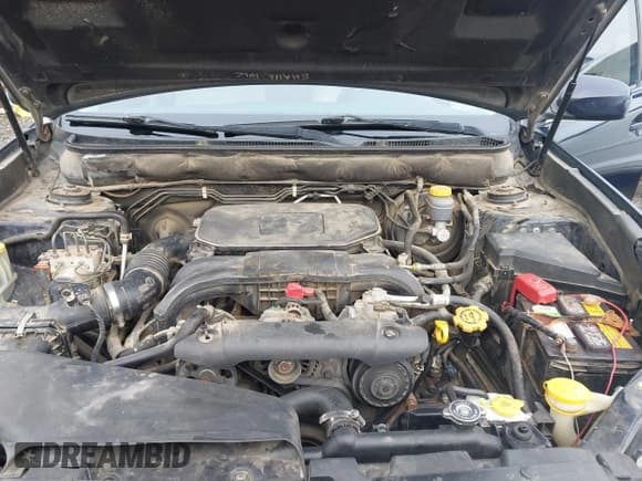 ✅ 2012 Subaru Legacy Limited • VIN: 4S3BMBK64C3029997 • Lot: 43887057. Wystawiony na IAAI z przebiegiem 230 719 mil. Bezpłatny archiwum sprzedaży aukcyjnych z USA i szczegółowy raport historii pojazdu na DreamBid. Zdjęcie 10.