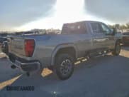 ✅ 2024 GMC Sierra 3500HD SLT • VIN: 1GT49UEYXRF257660 • Lot: 96170865. Wystawiony na Copart z przebiegiem 22 336 mil. Bezpłatny archiwum sprzedaży aukcyjnych z USA i szczegółowy raport historii pojazdu na DreamBid. Zdjęcie 3.