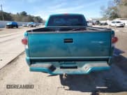 ✅ 1995 Chevrolet S-10 LS • VIN: 1GCDT19W7S8154599 • Лот: 88907135. Опубликован ранее на Copart с пробегом 165 508 миль. Бесплатный доступ к архиву аукционных продаж из США и подробный отчёт об истории автомобиля на DreamBid. Изображение 6.