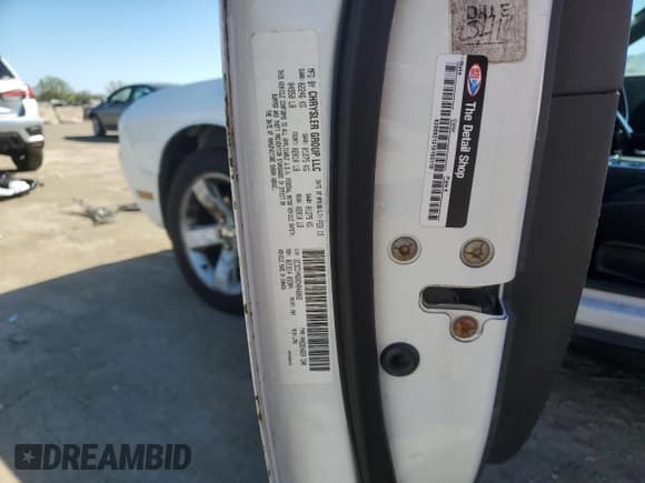 ✅ 2013 Dodge Challenger SXT • VIN: 2C3CDYAGXDH646082 • Lot: 73335194. Wystawiony na Copart z przebiegiem 219 508 mil. Bezpłatny archiwum sprzedaży aukcyjnych z USA i szczegółowy raport historii pojazdu na DreamBid. Zdjęcie 12.