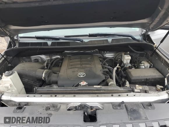 ✅ 2019 Toyota Tundra SR5 • VIN: 5TFDY5F1XKX807207 • Лот: 84447075. Опубликован ранее на Copart с пробегом 125 562 миль. Бесплатный доступ к архиву аукционных продаж из США и подробный отчёт об истории автомобиля на DreamBid. Изображение 11.