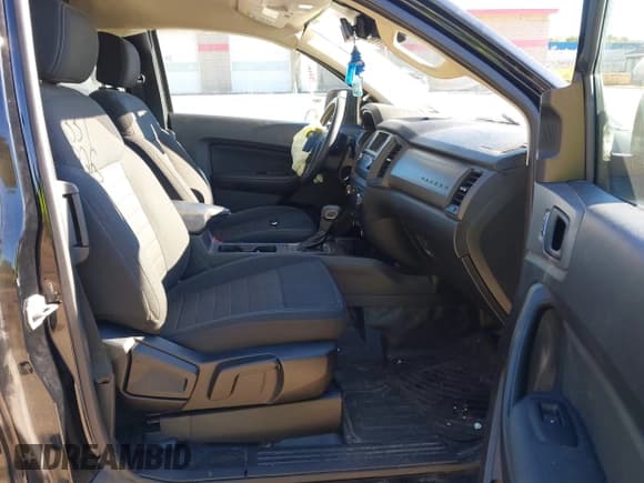 ✅ 2019 Ford Ranger XL • VIN: 1FTER1FH4KLA43319 • Lot: 43393126. Wystawiony na IAAI z przebiegiem 120 245 mil. Bezpłatny archiwum sprzedaży aukcyjnych z USA i szczegółowy raport historii pojazdu na DreamBid. Zdjęcie 5.