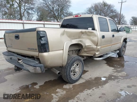 ✅ 2004 Chevrolet Silverado 2500HD LS • VIN: 1GCHC23U14F111681 • Лот: 41572118. Опубликован ранее на IAAI с пробегом 410 470 миль. Бесплатный доступ к архиву аукционных продаж из США и подробный отчёт об истории автомобиля на DreamBid. Изображение 4.