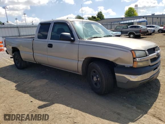 ✅ 2004 Chevrolet Silverado 1500 LS • VIN: 1GCEC19T84E396204 • Лот: 57144844. Опубликован ранее на Copart с пробегом 327 088 миль. Бесплатный доступ к архиву аукционных продаж из США и подробный отчёт об истории автомобиля на DreamBid. Изображение 4.