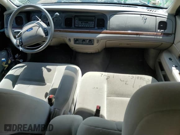 ✅ 2004 Ford Crown Victoria Standard • VIN: 2FAFP73W64X152571 • Lot: 63502225. Listed on Copart with 40,110 mi. Free auction sales archive from the USA and detailed vehicle history report at DreamBid. Image 8.