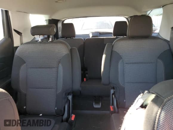 ✅ 2018 Chevrolet Traverse LT Cloth • VIN: 1GNERGKW7JJ180019 • Lot: 74808624. Wystawiony na Copart z przebiegiem 91 350 mil. Bezpłatny archiwum sprzedaży aukcyjnych z USA i szczegółowy raport historii pojazdu na DreamBid. Zdjęcie 10.