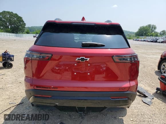 ✅ 2025 Chevrolet Equinox AWD RS • VIN: 3GNAXTEG2SL206215 • Lot: 60842825. Wystawiony na Copart z przebiegiem 3 040 mil. Bezpłatny archiwum sprzedaży aukcyjnych z USA i szczegółowy raport historii pojazdu na DreamBid. Zdjęcie 6.