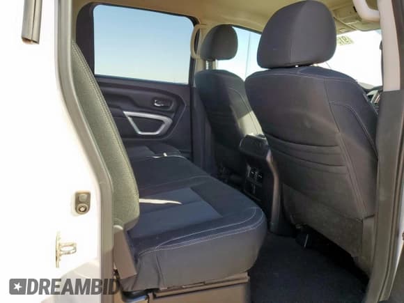 ✅ 2017 Nissan Titan Pro-4X • VIN: 1N6AA1E56HN556711 • Лот: 91579975. Опубликован ранее на Copart с пробегом 110 790 миль. Бесплатный доступ к архиву аукционных продаж из США и подробный отчёт об истории автомобиля на DreamBid. Изображение 10.