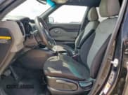 ✅ 2016 Kia Soul • VIN: KNDJN2A25G7337962 • Lot: 59957295. Listed on Copart with 150,161 mi. Free auction sales archive from the USA and detailed vehicle history report at DreamBid. Image 7.