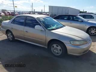 2002 Honda Accord EX с VIN 1HGCG16502A033919, выставлен на аукционе IAAI как лот 43469196 с пробегом 252 233 миль миль и . История ставок и продаж доступна на DreamBid. Изображение 1.