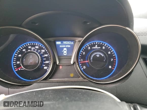 ✅ 2014 Hyundai Genesis Coupe Ultimate • VIN: KMHHU6KJ5EU118430 • Lot: 80327065. Listed on Copart with 98,263 mi. Free auction sales archive from the USA and detailed vehicle history report at DreamBid. Image 9.