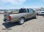 ✅ 2002 Nissan Frontier XE • VIN: 1N6DD26S92C338957 • Lot: 42478523. Wystawiony na IAAI z przebiegiem 242 920 mil. Bezpłatny archiwum sprzedaży aukcyjnych z USA i szczegółowy raport historii pojazdu na DreamBid. Zdjęcie 4.