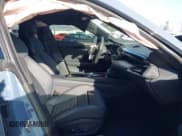 ✅ 2023 Audi RS e-tron GT • VIN: WAUBHBFWXP7903277 • Lot: 41098544. Wystawiony na IAAI z przebiegiem 5 781 mil. Bezpłatny archiwum sprzedaży aukcyjnych z USA i szczegółowy raport historii pojazdu na DreamBid. Zdjęcie 5.