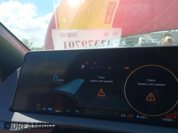 ✅ 2024 Kia EV6 GT-Line • VIN: KNDC4DLC5R5223990 • Лот: 42379701. Опубликован ранее на IAAI с пробегом 14 060 миль. Бесплатный доступ к архиву аукционных продаж из США и подробный отчёт об истории автомобиля на DreamBid. Изображение 7.