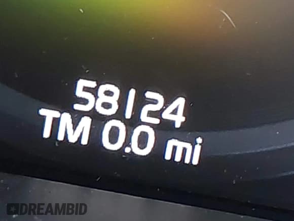 ✅ 2021 Volvo XC60 Momentum • VIN: YV4102DK6M1826828 • Lot: 40603154. Wystawiony na IAAI z przebiegiem 58 124 mil. Bezpłatny archiwum sprzedaży aukcyjnych z USA i szczegółowy raport historii pojazdu na DreamBid. Zdjęcie 15.