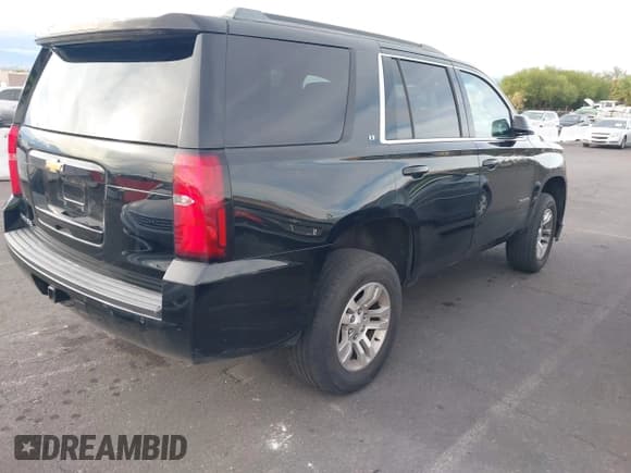 ✅ 2018 Chevrolet Tahoe LT • VIN: 1GNSCBKCXJR338061 • Лот: 43728629. Опубликован ранее на IAAI с пробегом Не указан. Бесплатный доступ к архиву аукционных продаж из США и подробный отчёт об истории автомобиля на DreamBid. Изображение 4.