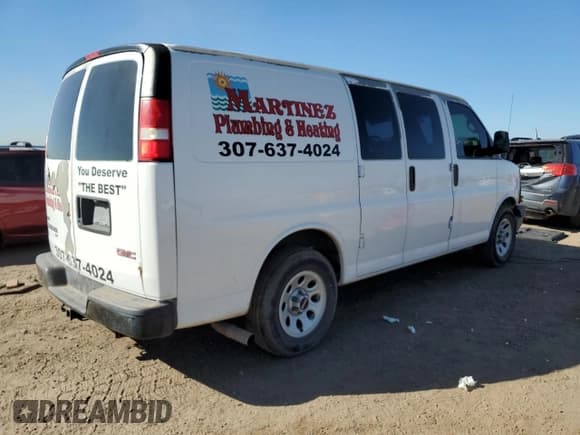 ✅ 2009 GMC Savana • VIN: 1GTFH154291147416 • Lot: 84607025. Listed on Copart with 90,821 mi. Free auction sales archive from the USA and detailed vehicle history report at DreamBid. Image 3.