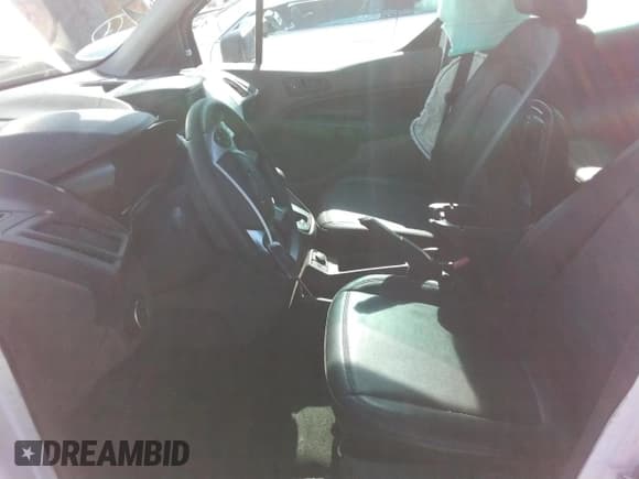 ✅ 2020 Ford Transit Connect XL • VIN: NM0GS9E23L1452141 • Lot: 73471454. Wystawiony na Copart z przebiegiem 83 057 mil. Bezpłatny archiwum sprzedaży aukcyjnych z USA i szczegółowy raport historii pojazdu na DreamBid. Zdjęcie 7.