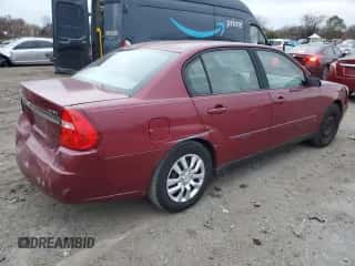 2007 Chevrolet Malibu LS with VIN 1G1ZS57NX7F156630, listed as a Copart auction lot 81242134 with 180,398 mi miles and Salvage title. Bid and sale history available at DreamBid. Image 3.