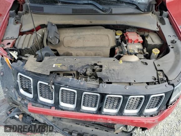 ✅ 2019 Jeep Compass Latitude • VIN: 3C4NJCBB0KT658362 • Lot: 82263145. Listed on Copart with 162,412 mi. Free auction sales archive from the USA and detailed vehicle history report at DreamBid. Image 12.