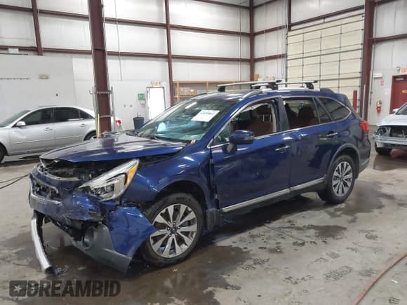 ✅ 2017 Subaru Outback Touring • VIN: 4S4BSATC2H3310168 • Лот: 43499862. Опубликован ранее на IAAI с пробегом Не указан. Бесплатный доступ к архиву аукционных продаж из США и подробный отчёт об истории автомобиля на DreamBid. Изображение 2.