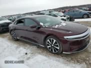 ✅ 2023 Lucid Air Pure • VIN: 50EA1PFA7PA009093 • Lot: 45030945. Wystawiony na Copart z przebiegiem 40 349 mil. Bezpłatny archiwum sprzedaży aukcyjnych z USA i szczegółowy raport historii pojazdu na DreamBid. Zdjęcie 4.