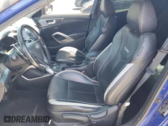 2013 Hyundai Veloster Turbo с VIN KMHTC6AE8DU136131, выставлен на аукционе Copart как лот 63934125 с пробегом 163 140 миль миль и Чистый • Clean title. История ставок и продаж доступна на DreamBid. Изображение 7.